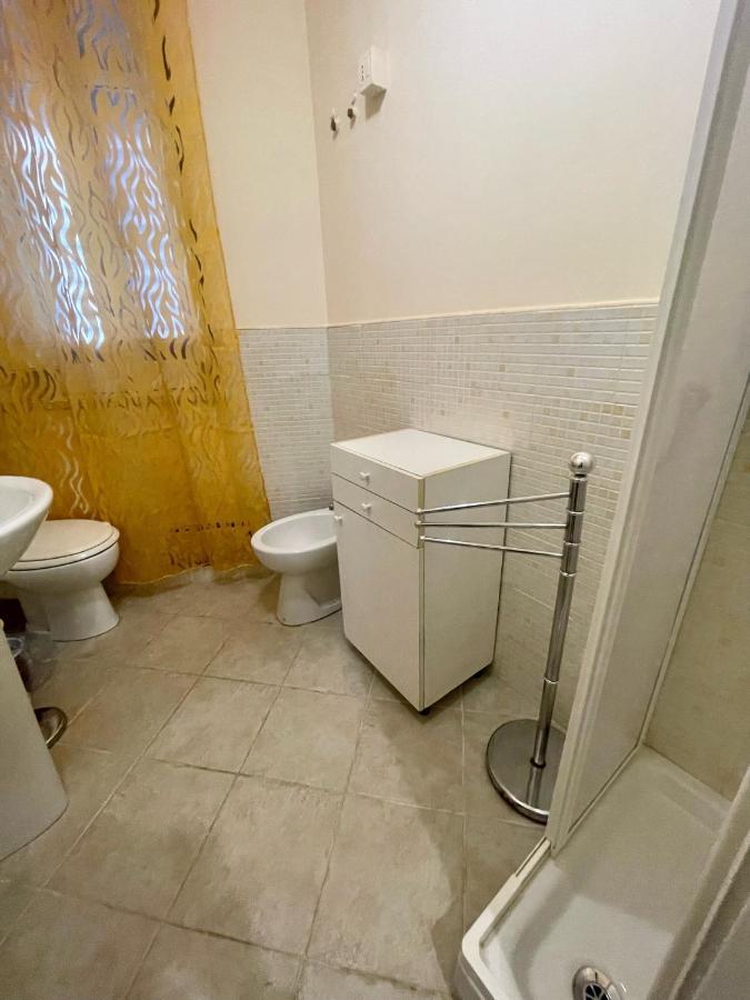 Apartament Dimora Di Maury A Due Passi Dai Trasporti E Da Ballaro Palermo Luaran gambar