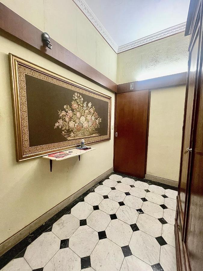 Apartament Dimora Di Maury A Due Passi Dai Trasporti E Da Ballaro Palermo Luaran gambar