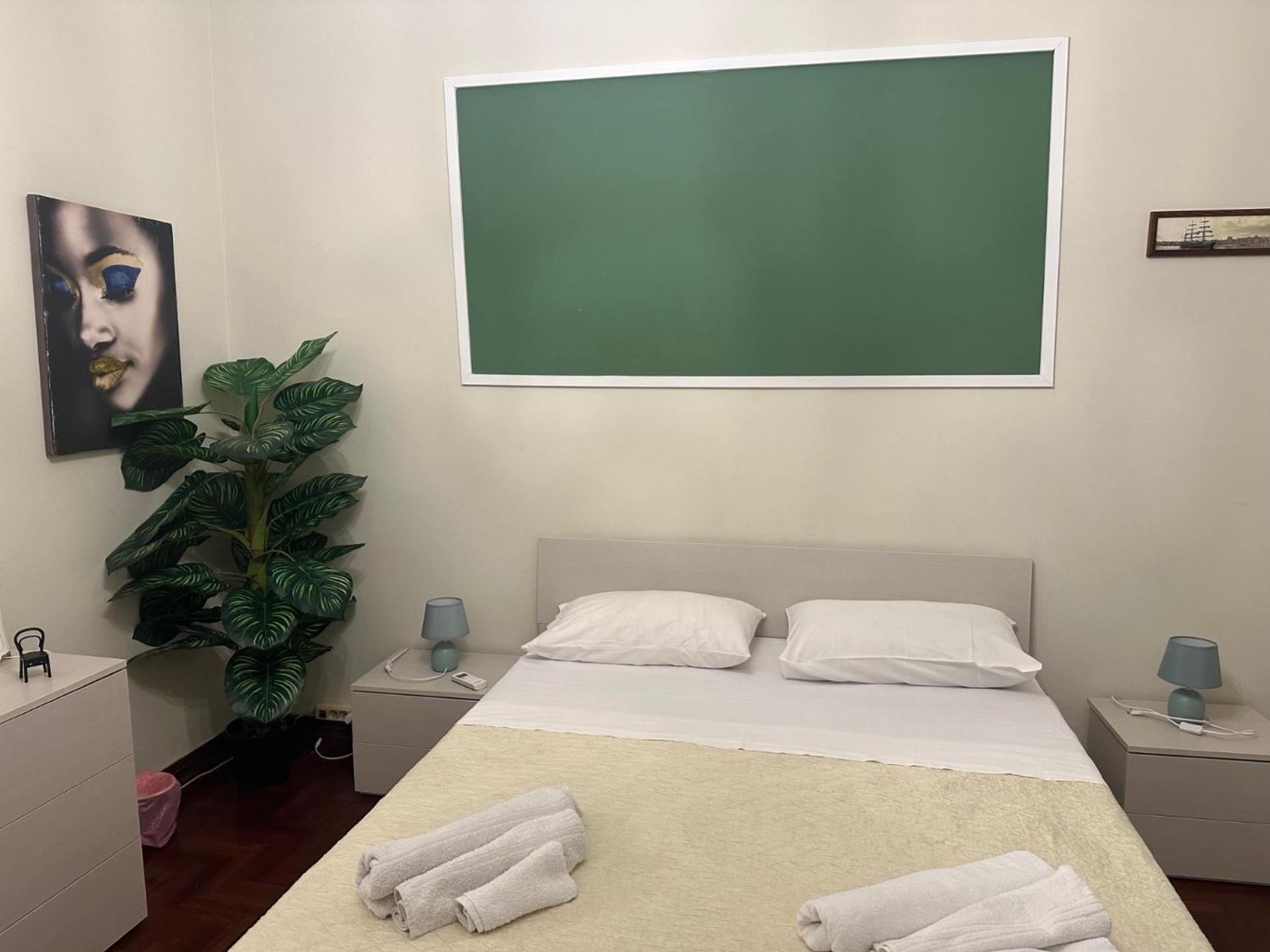 Apartament Dimora Di Maury A Due Passi Dai Trasporti E Da Ballaro Palermo Luaran gambar